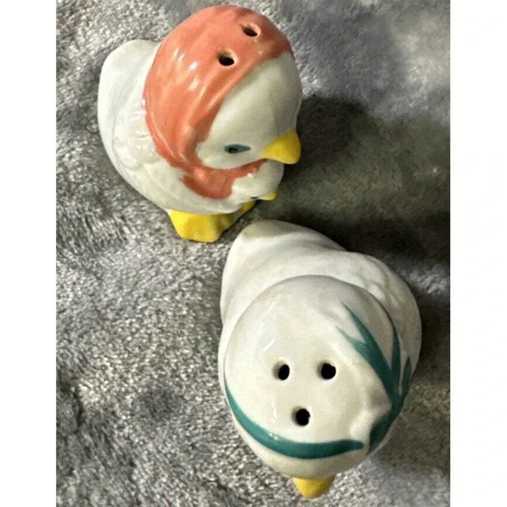 White Chickadees with Bonnet, Bow and Baby Salt and Pepper Shakers